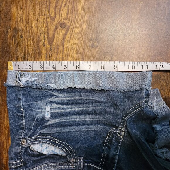 Ariya Shorts Size 5 Low Rise Cuffed Raw Hem Button Flap Thick Stitch Medium Dark - Picture 8 of 8
